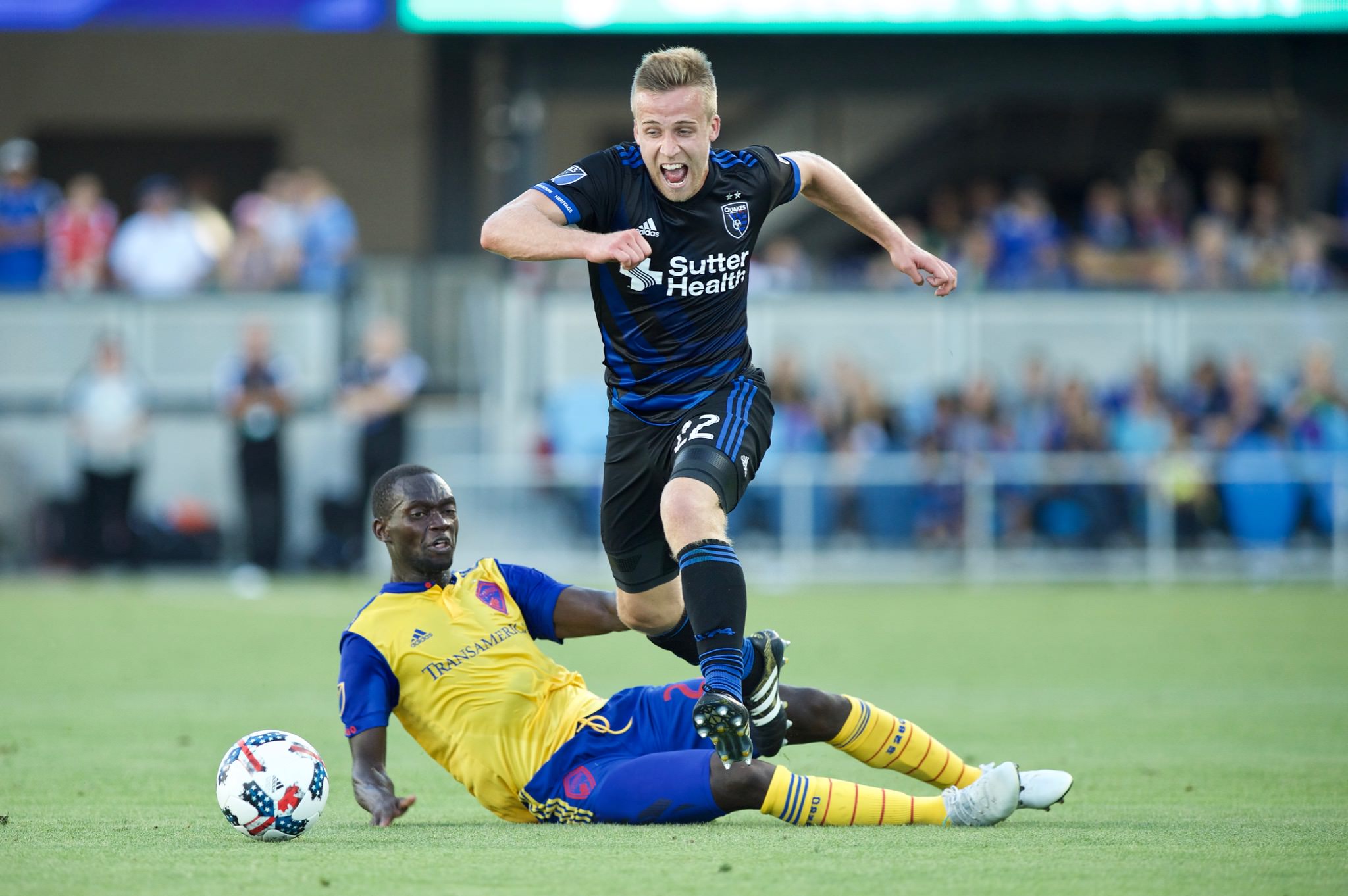 自己是联盟 自己是联盟